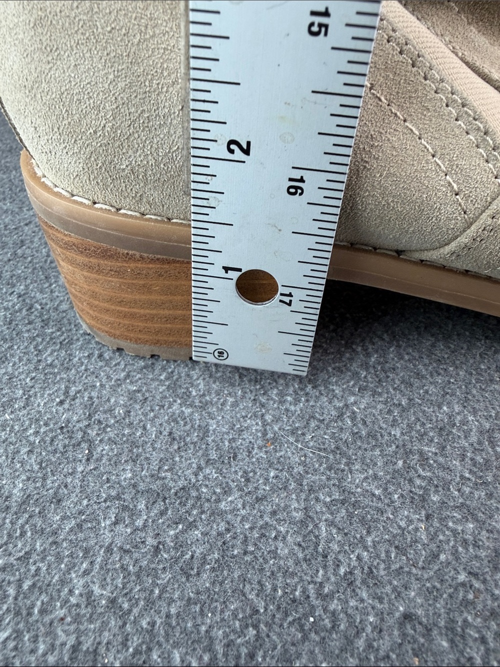 Blondo Sandra Waterproof Cow Leather Booties in Sand Size 8.5M - Picture 8 of 10
